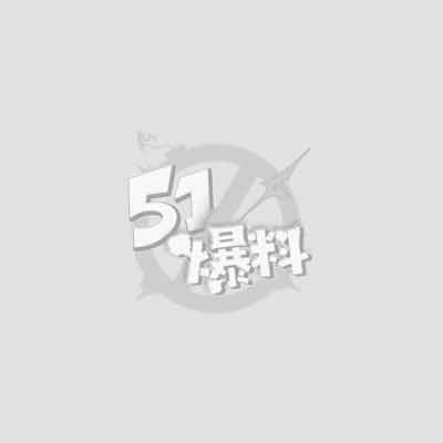 推特高颜值女神 杭州白白 穿紧身瑜伽裤过膝白丝 展现性感与自信的反差魅力